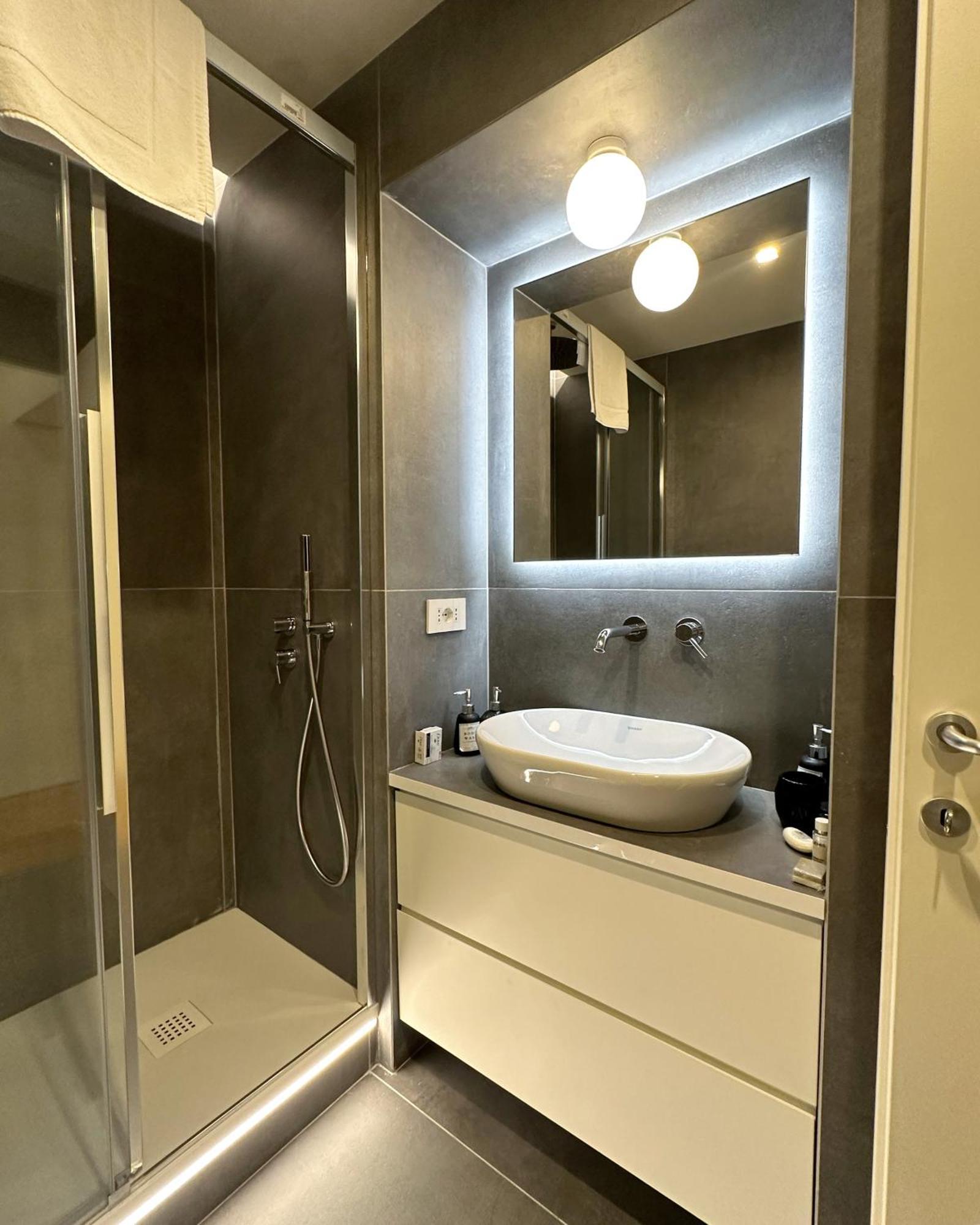 Private With Wi-fi Center Demetra Leilighet