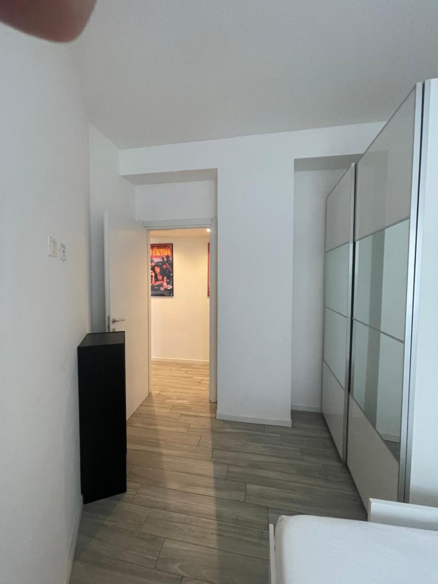 Lejlighed Gardone - Ampio Con 2 Da Letto - Comodo Per Duomo! Milano
