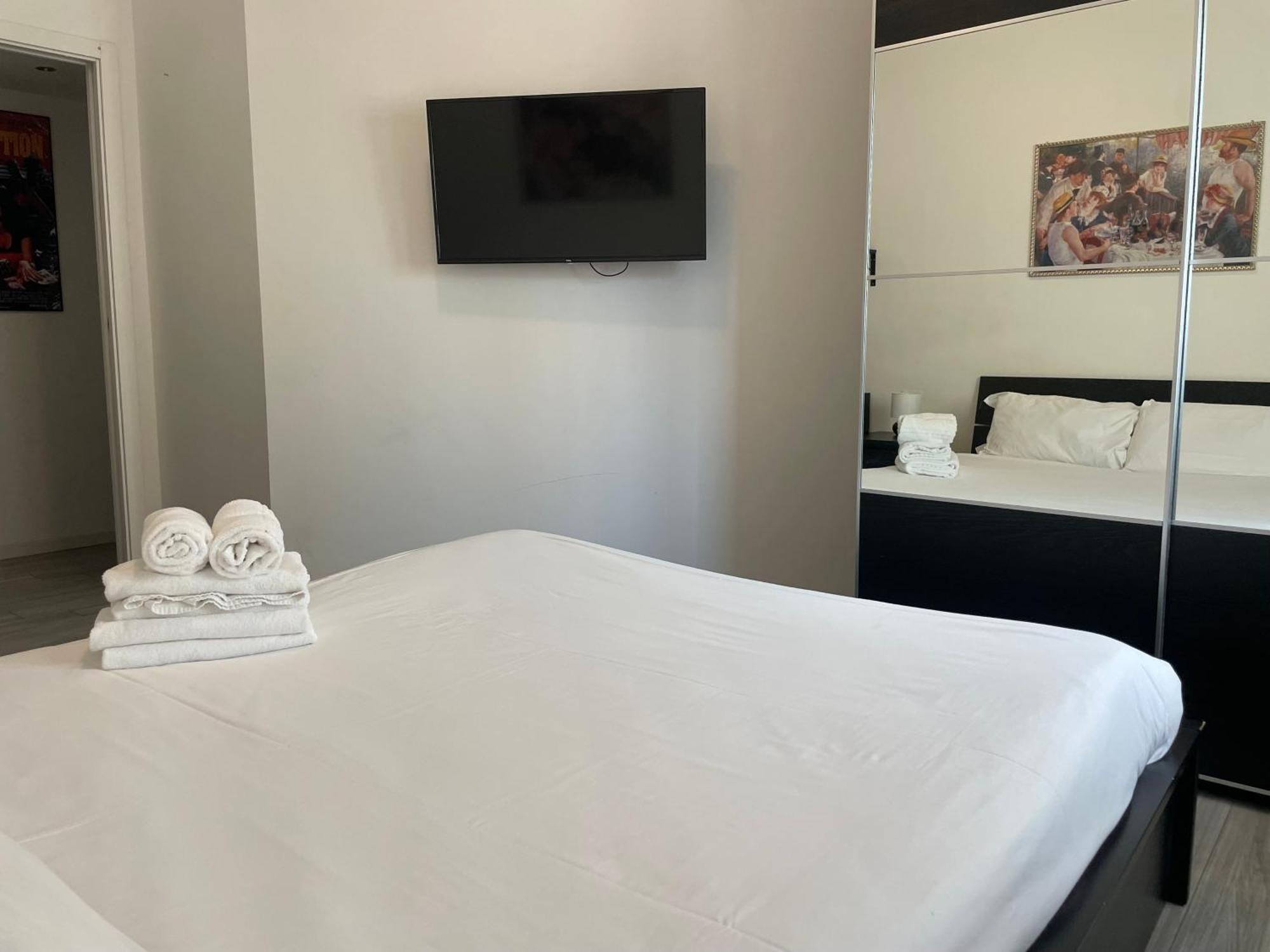 Gardone - Ampio Con 2 Da Letto - Comodo Per Duomo! Lejlighed Milano