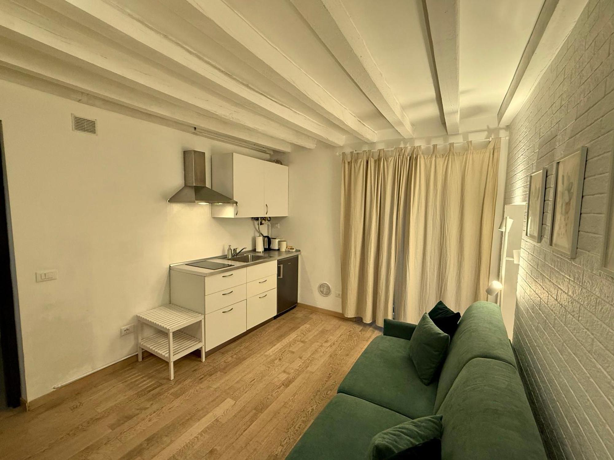 La Milanese - Piazza 5 Giornate Apartment