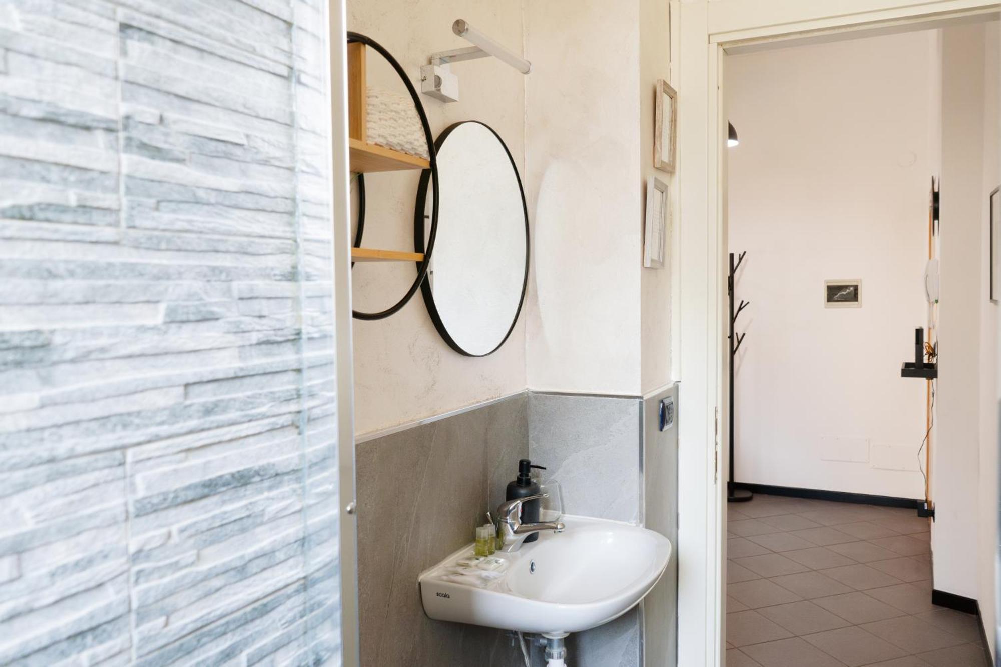 5min A Piedi Life-mico-metro-ac-self Check-in Apartment