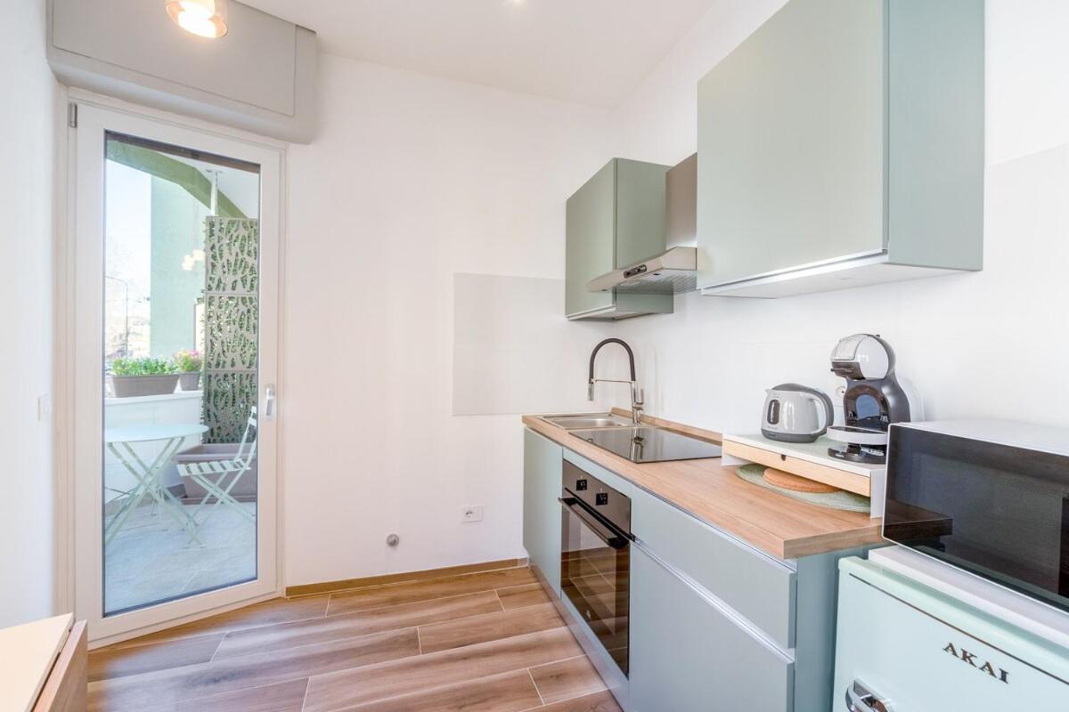 Comfort & Design Minutes Away From The Centre Appartamento