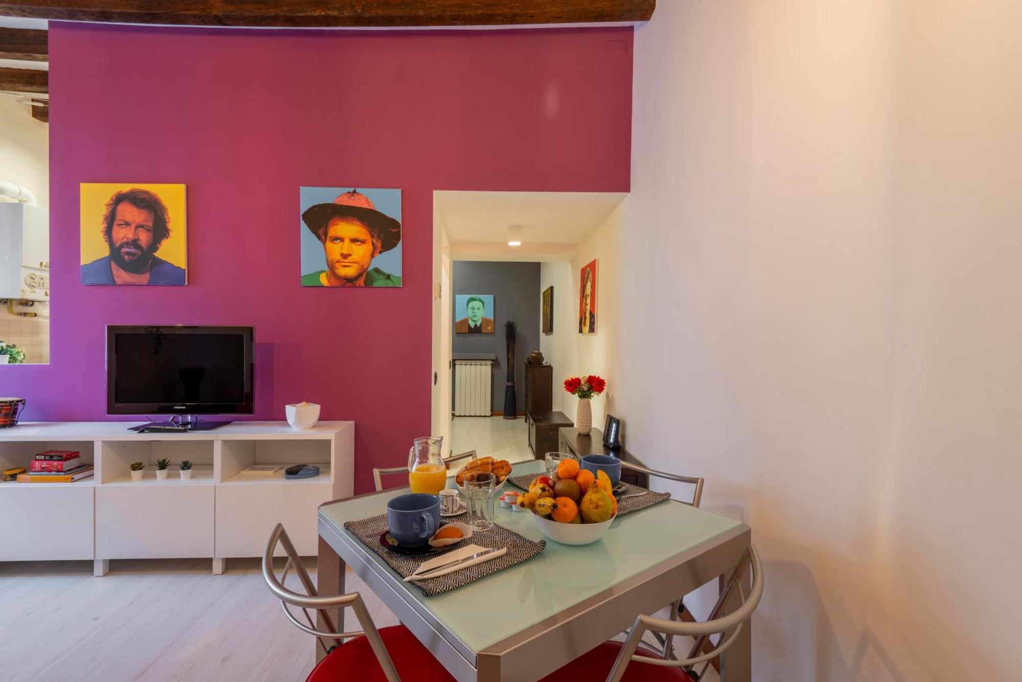 Lecco, 20 - In The Heart Of The Rainbow District Apartment *