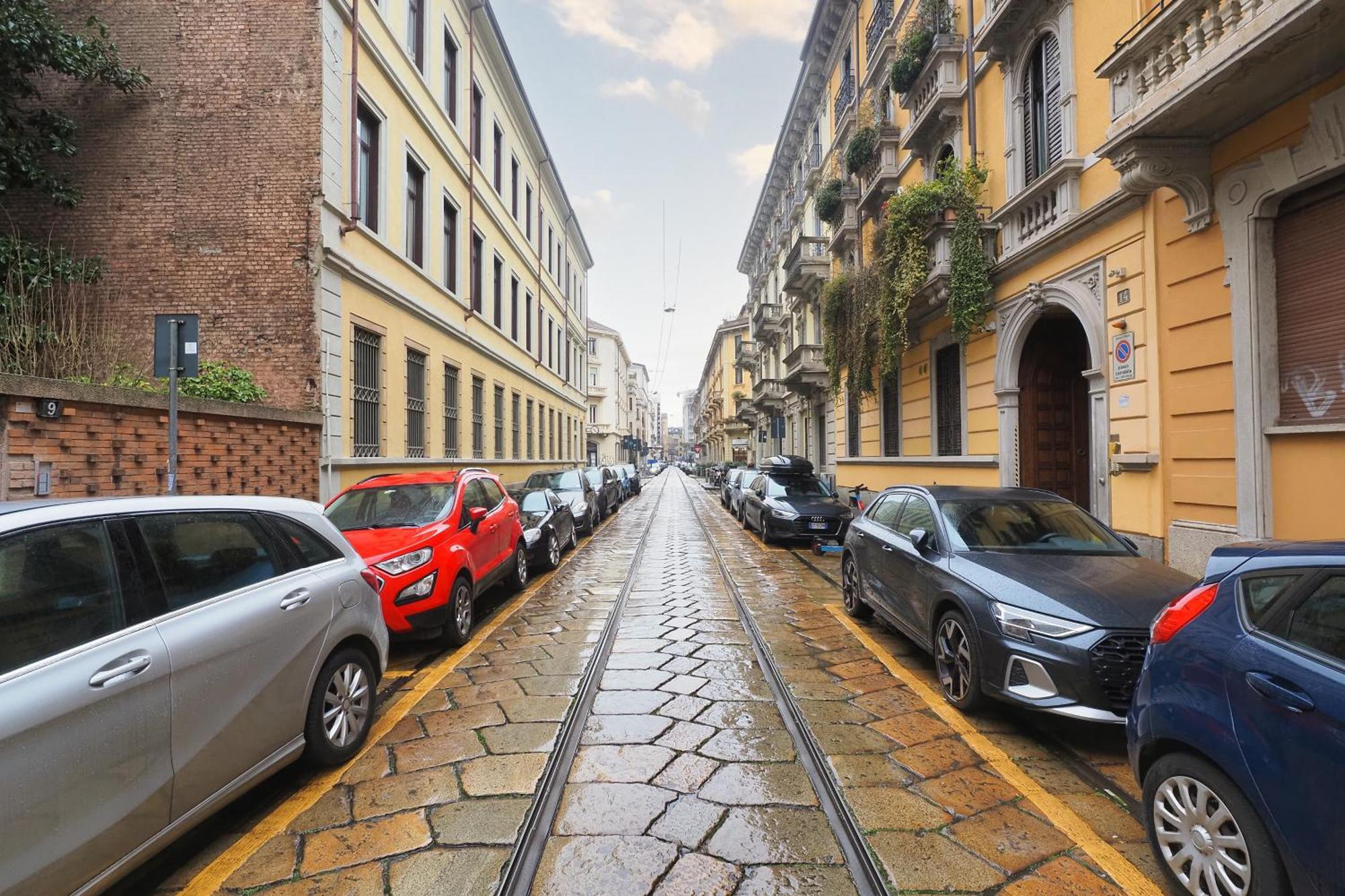 Apartment Primopiano - Ausonio Milan