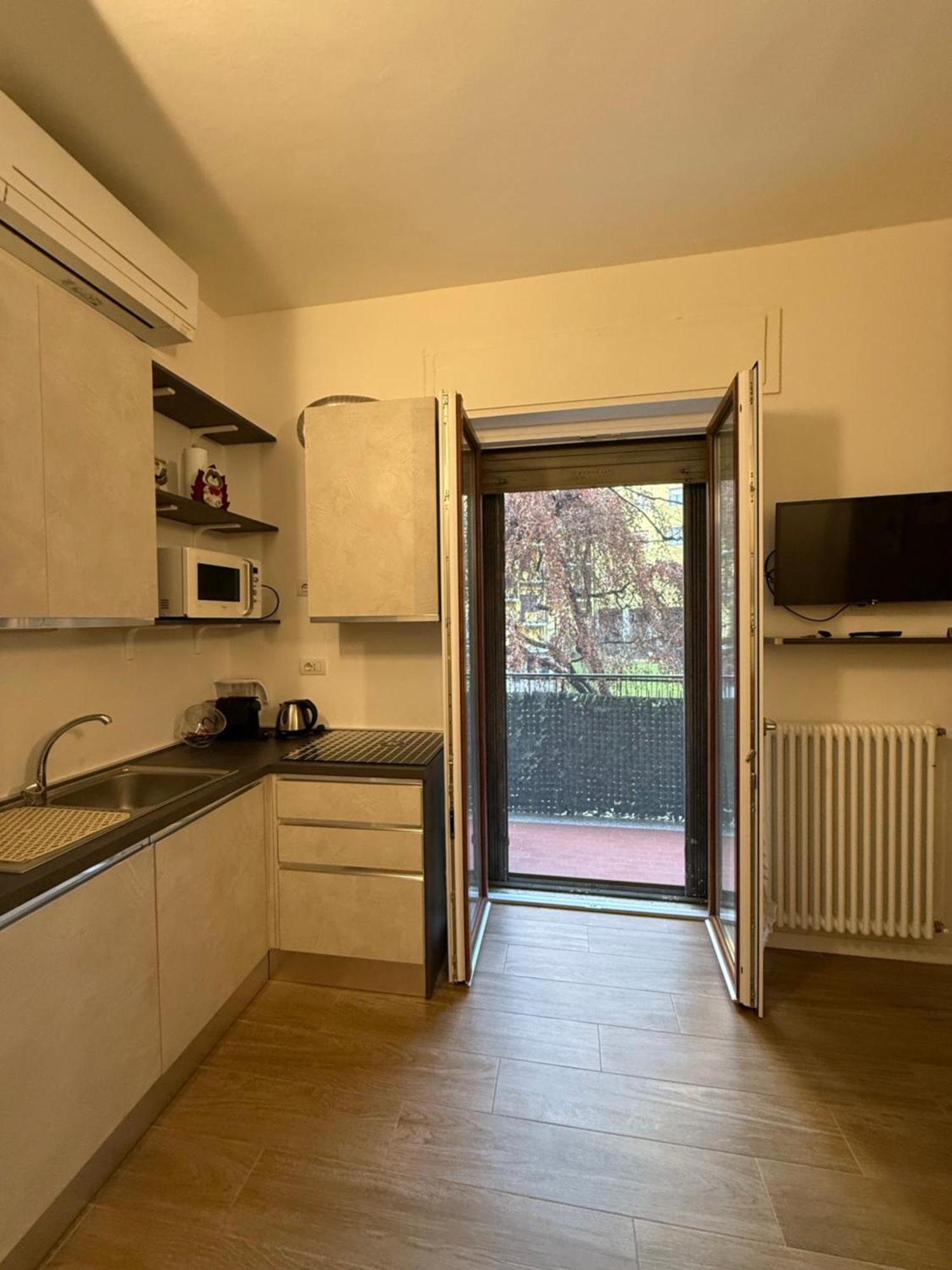 Lucky Flat, Un Momento Di Relax. Milano