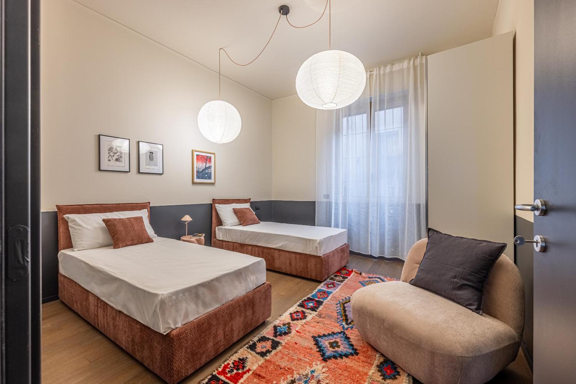 Zuretti Modern Comfort Near Station Milano