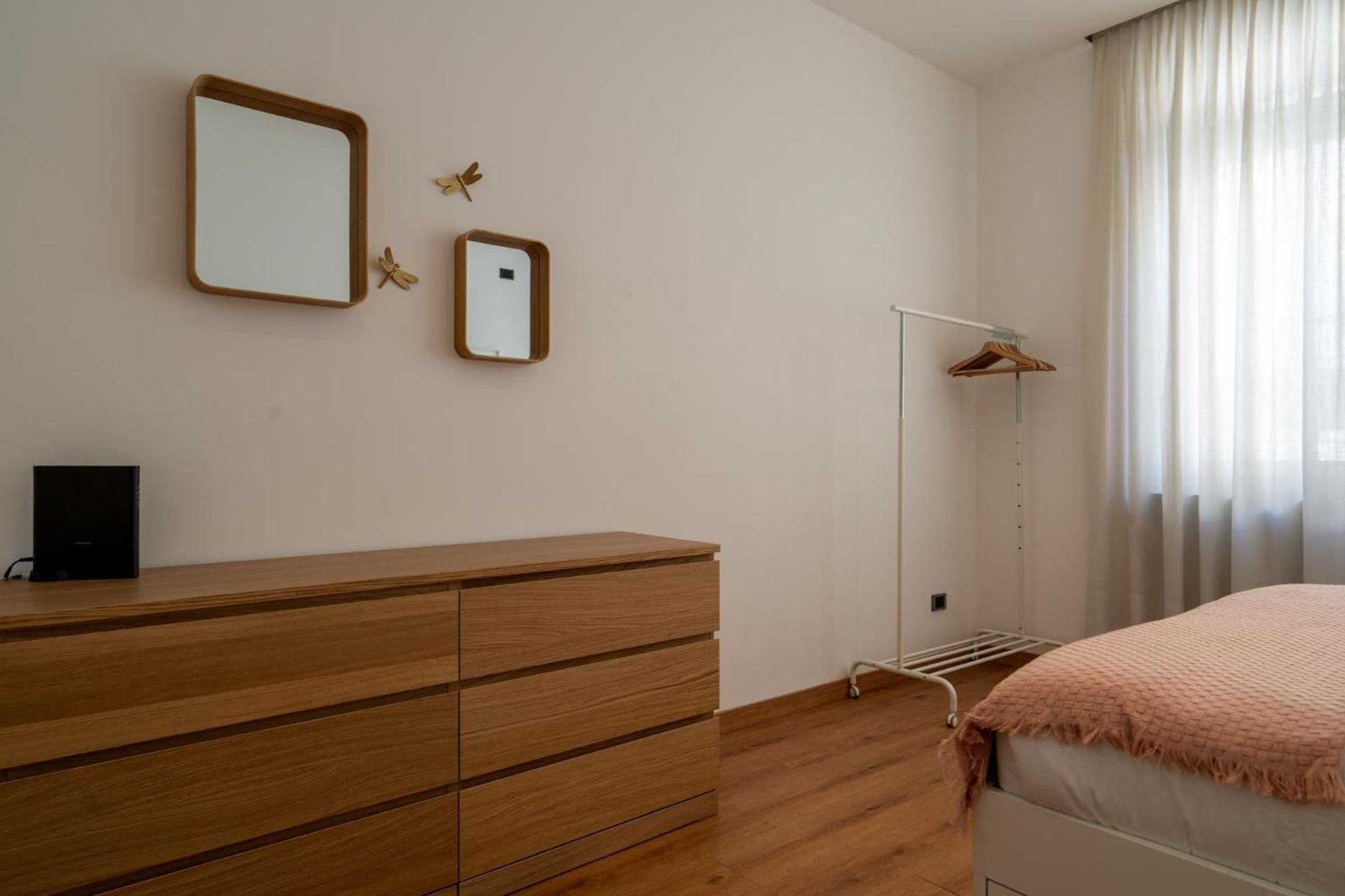 Italianflat - Spacious 3 Bedroom With Balcony San Babila Area Appartamento *