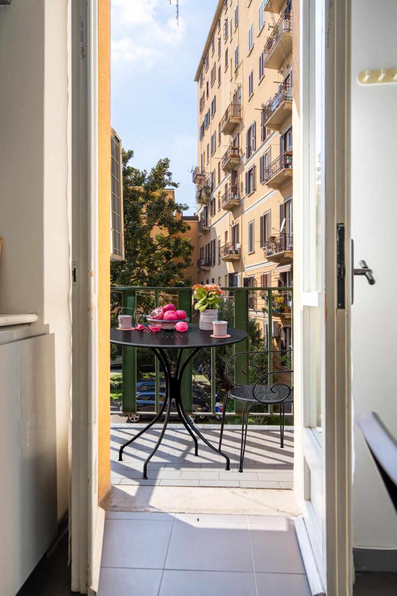 Italianflat - Spacious 3 Bedroom With Balcony San Babila Area Appartamento *