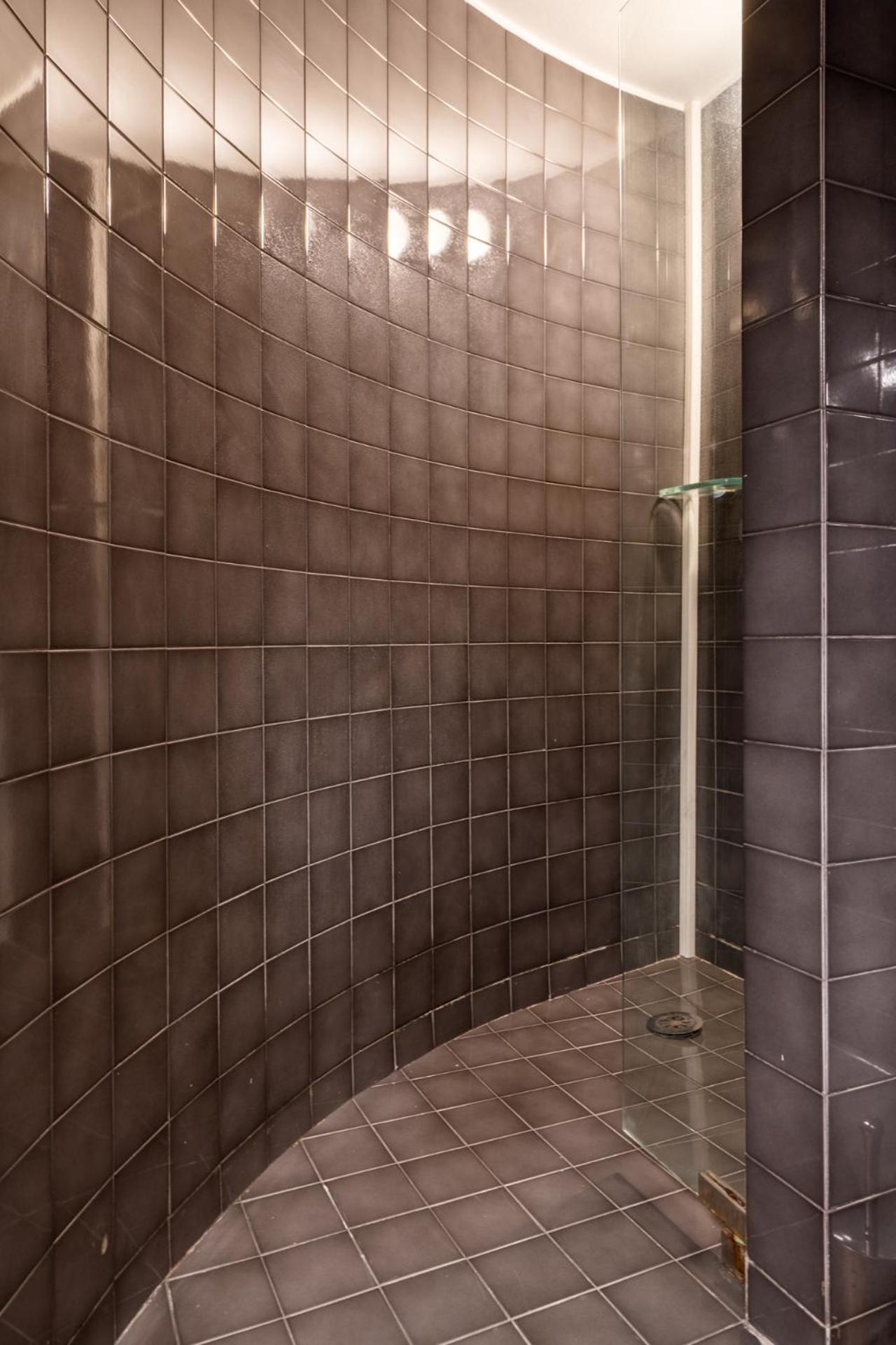 Italianflat - Spacious 3 Bedroom With Balcony San Babila Area * Milano