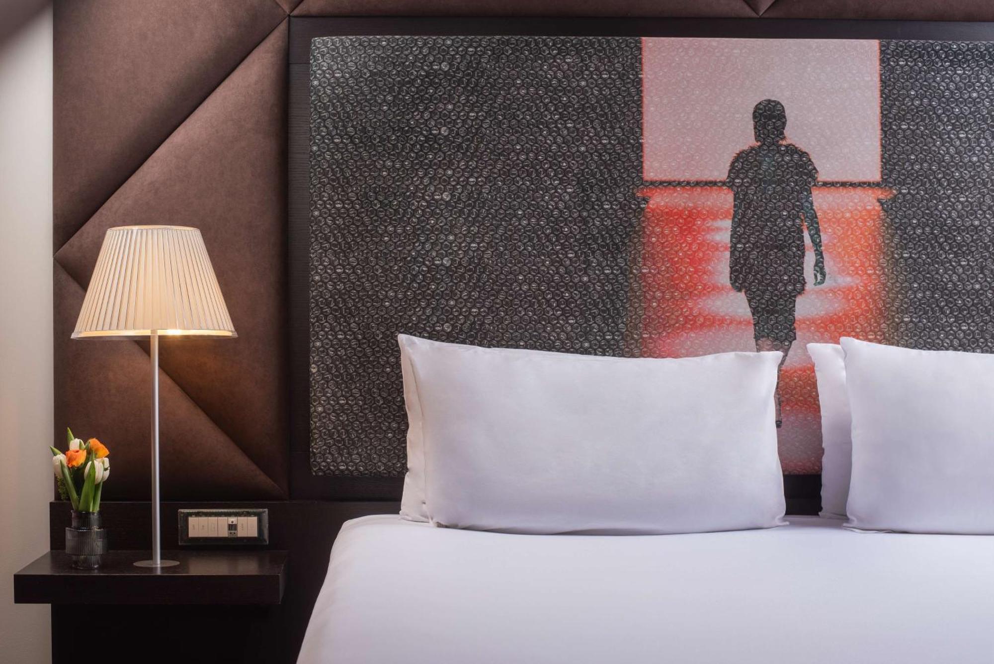 Nhow Hotell 4*