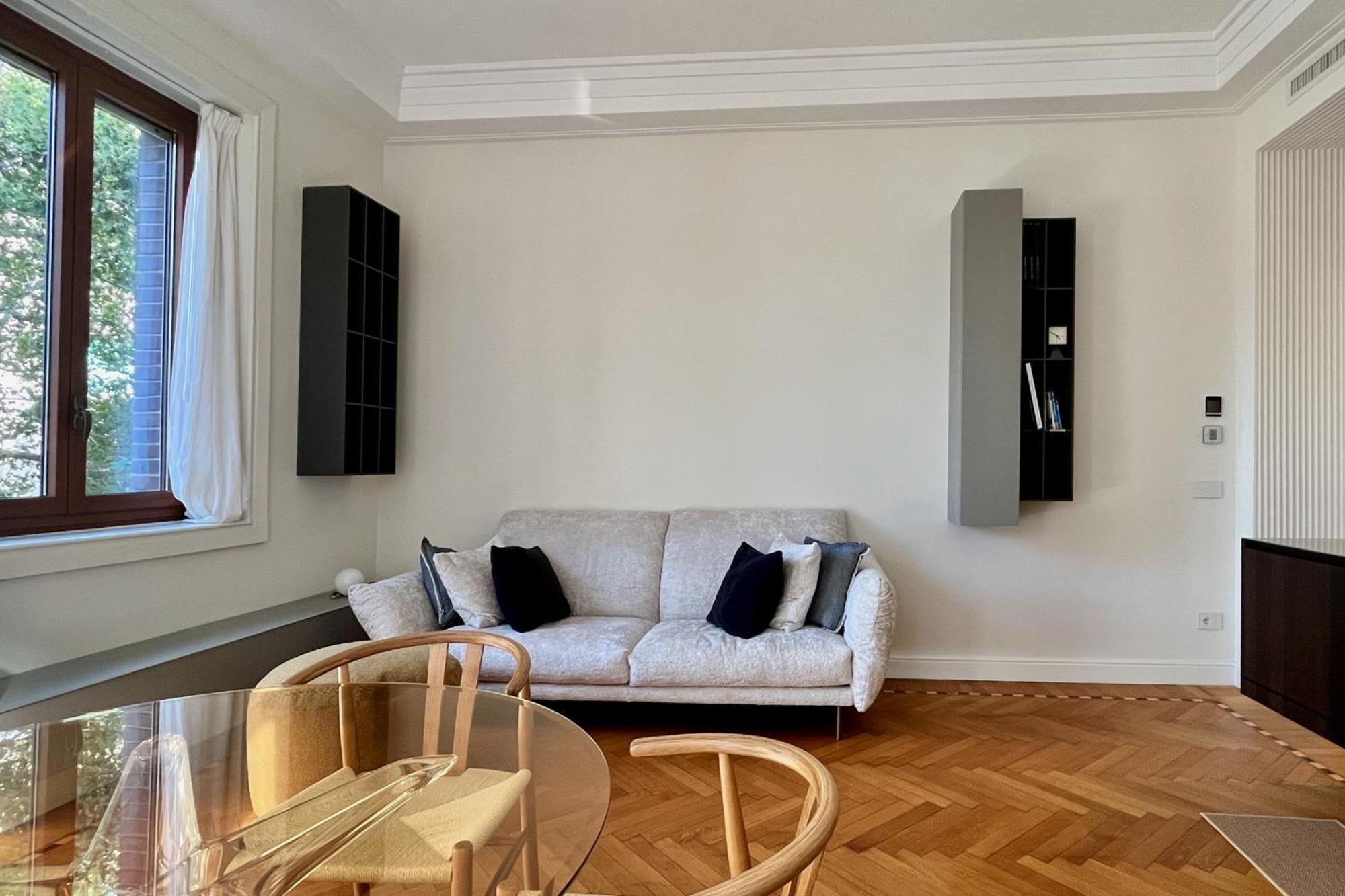 Morozzo 1939 At Sant'Ambrogio - Window On Elegance, Steps From Leonardo Da Vinci'S Masterpiece