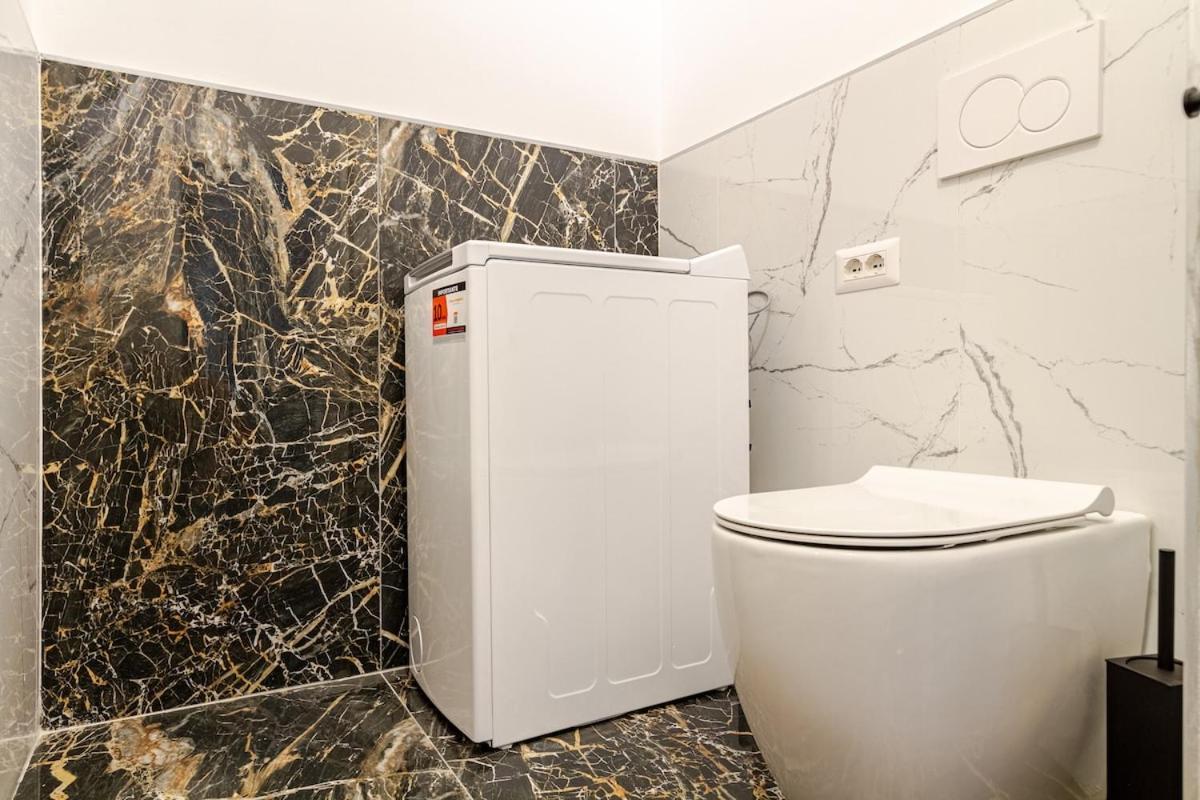 Three-room * Milano