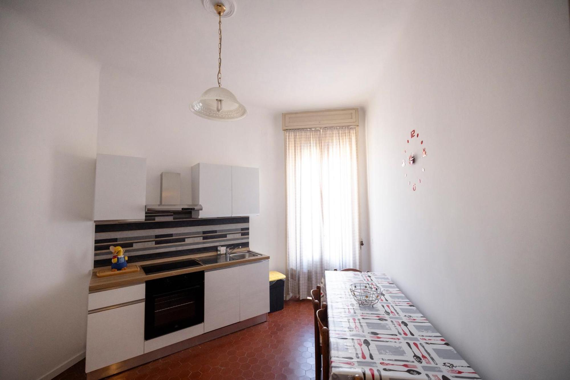 Appartamento Moderno Trilocale In Zona Navigli