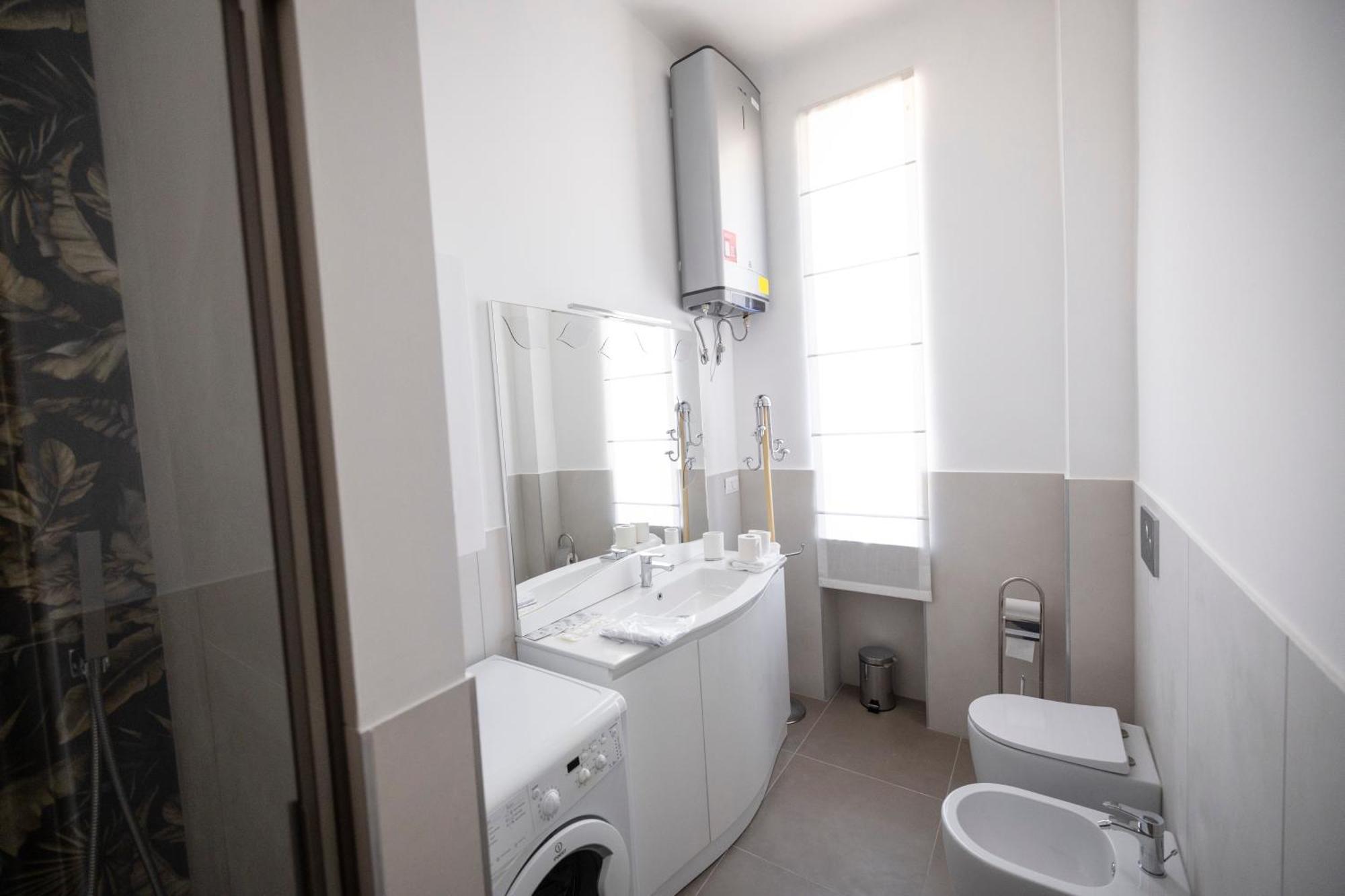 Moderno Trilocale In Zona Navigli Appartamento