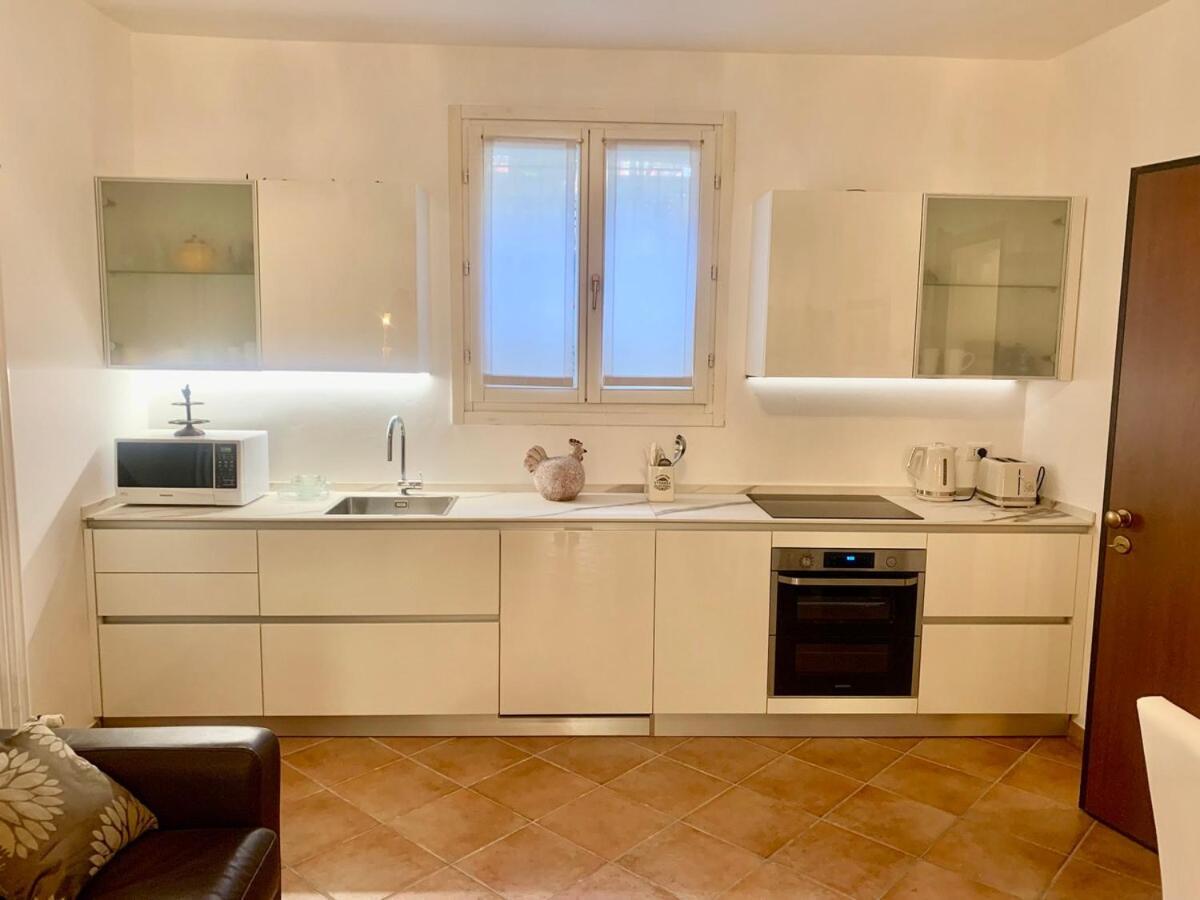 Appartamento In Villa, Garden And Netflix