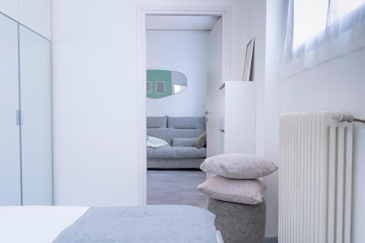 House Apartment *