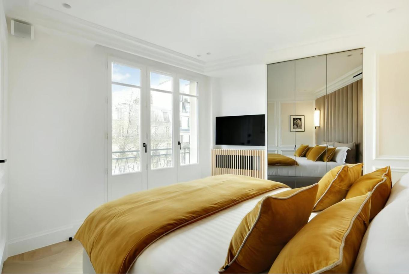 Three-room *