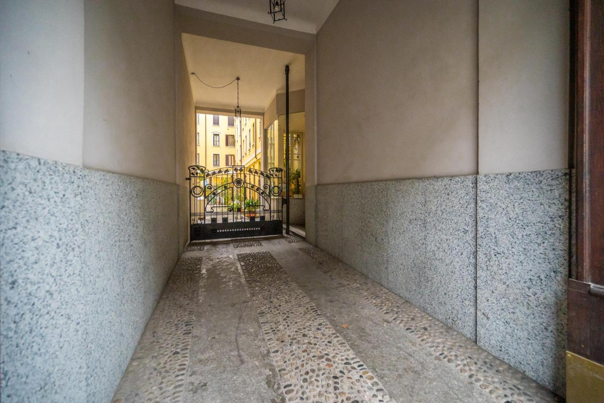 Vivimihome - Elegant 10 Minutes From The Duomo Apartment *