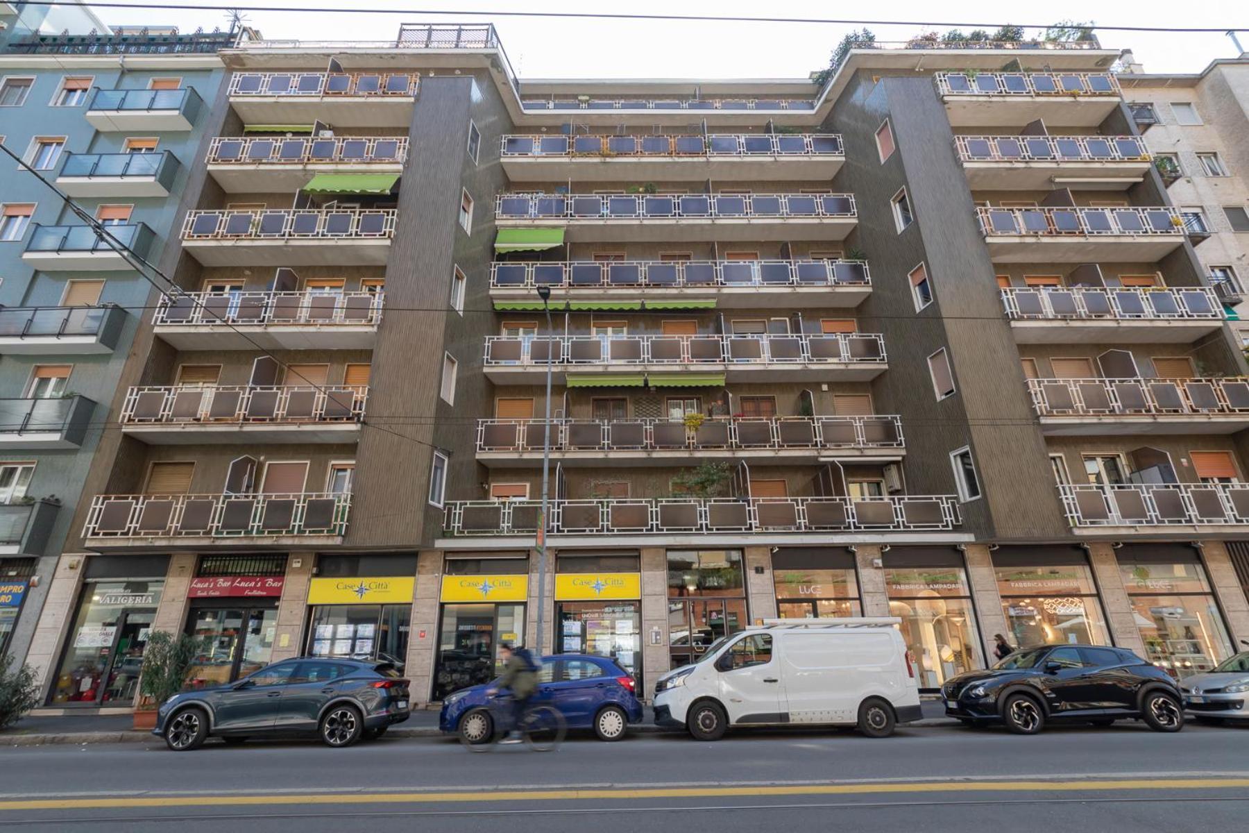 De Angeli San Siro Large Two-room Appartement