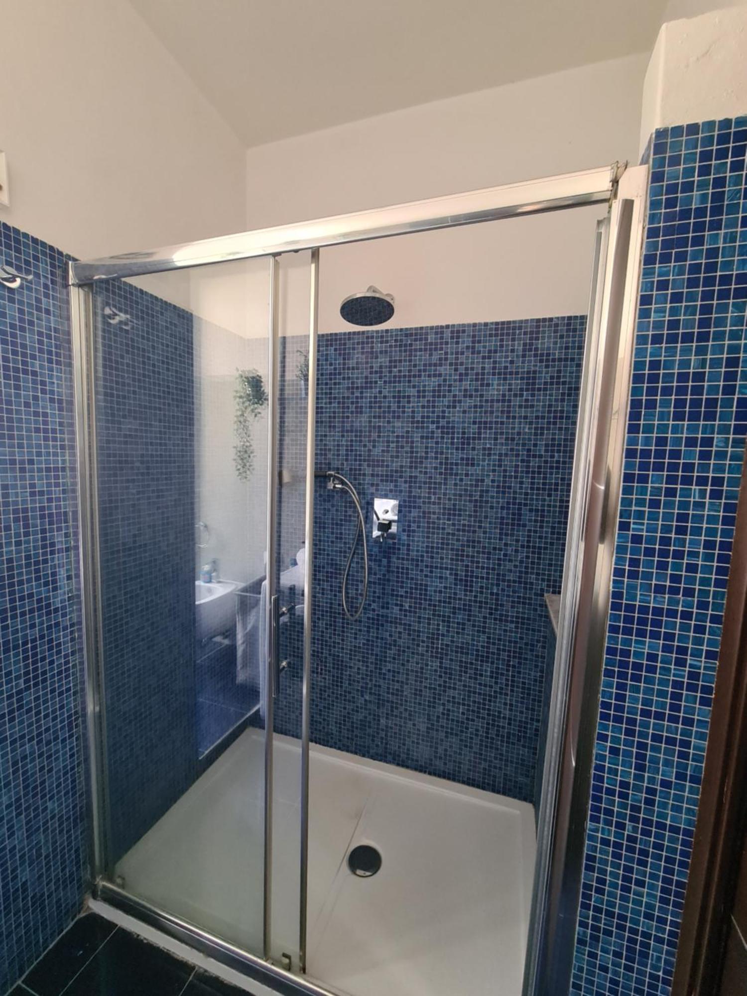 Blue Retreat M4 * Milano