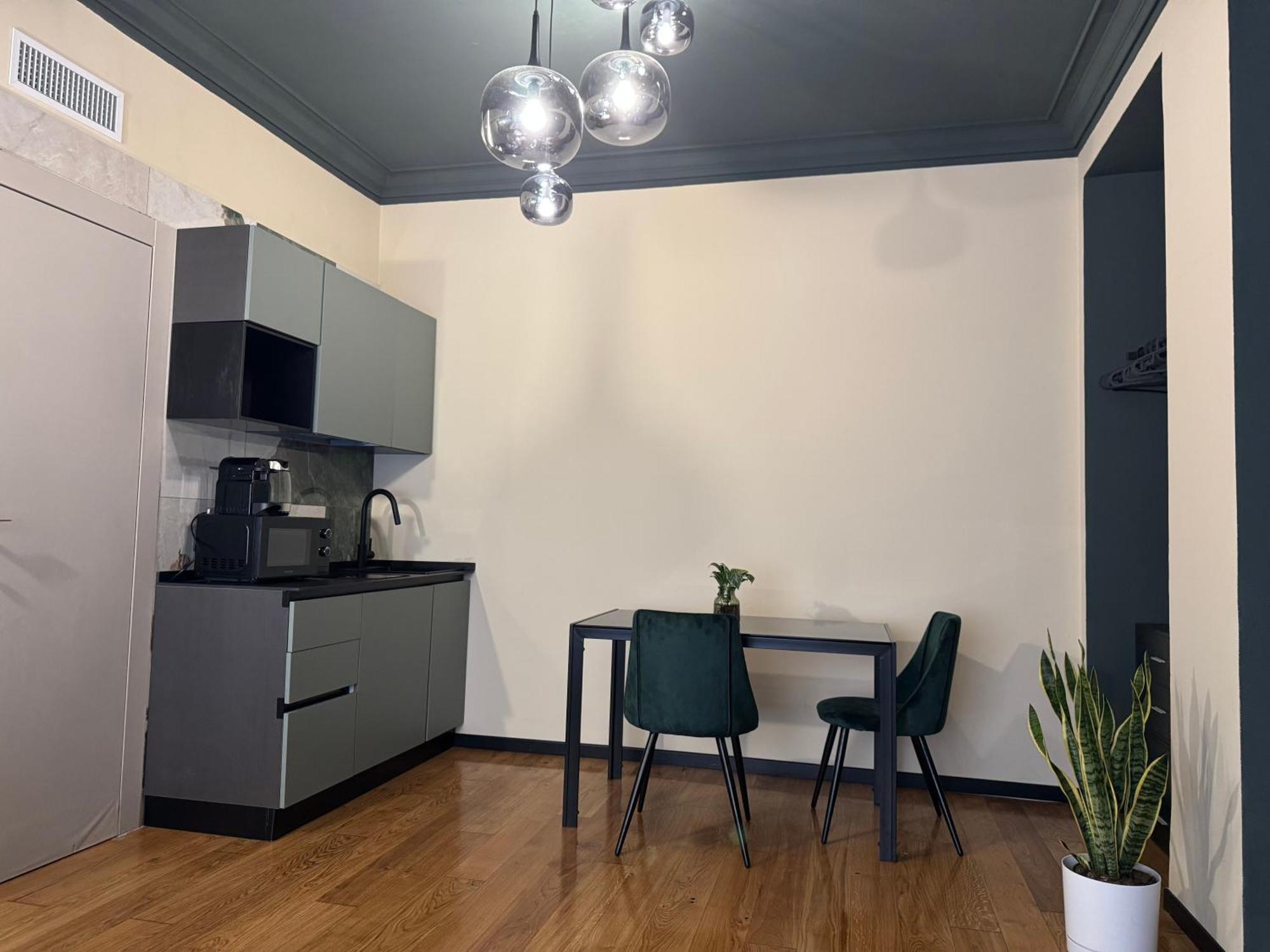 Flat In Duomo Apartment *