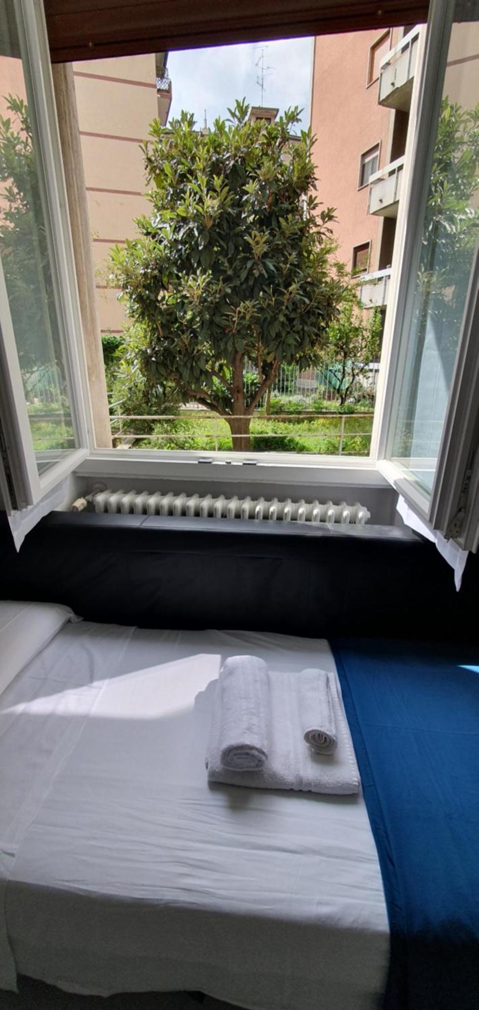Apartment Reali Bonaccini Milan