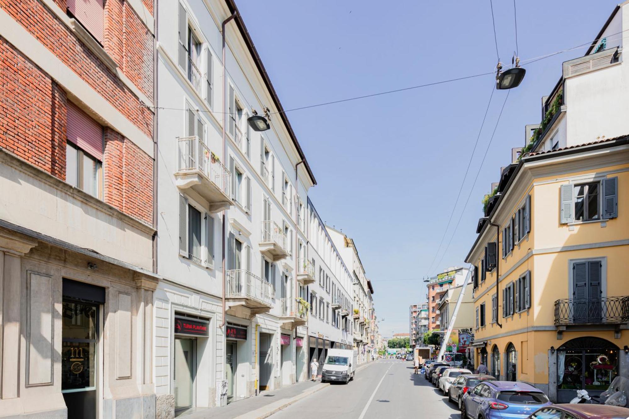 Beautiful In Chinatown And Sempione Milaan