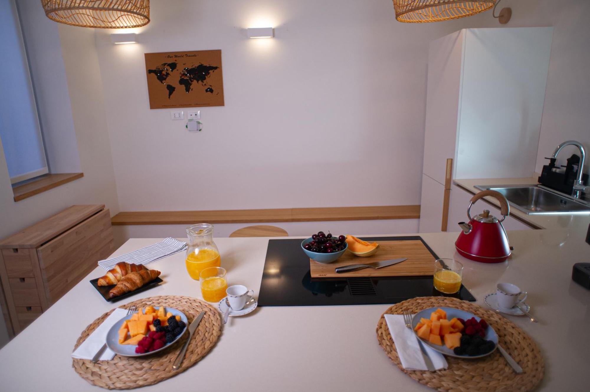 Appartement Varanini Luxury Double Bedroom Two And Sauna Milaan