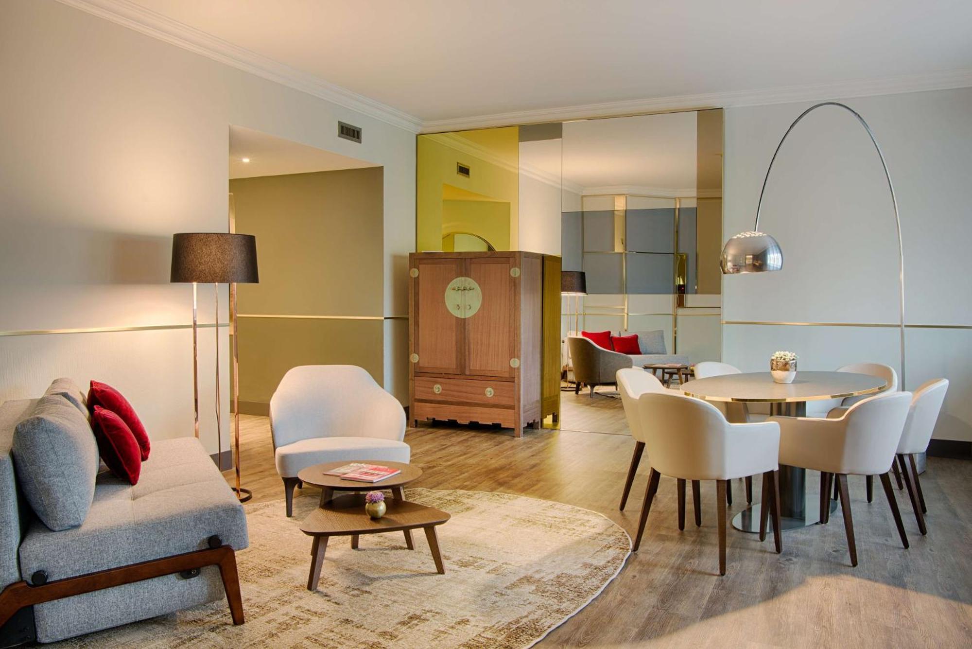 Hotel Nh Collection Porta Nuova 4*