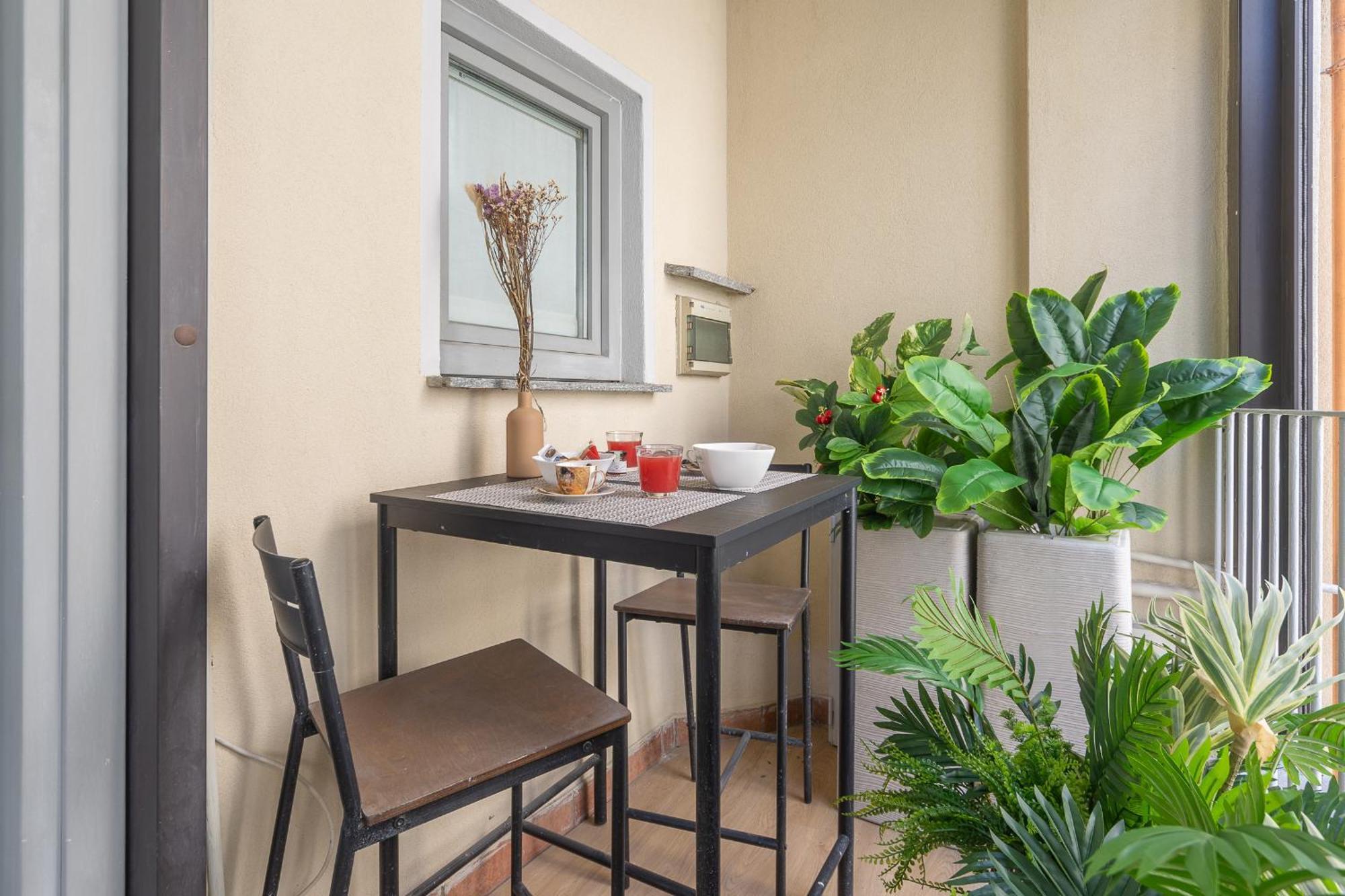 Sunny With Terrace In Center By Rentopolis Leilighet