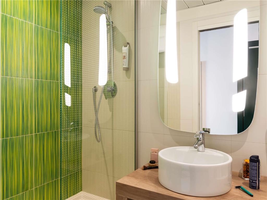 Ibis Centro Hotel 3*