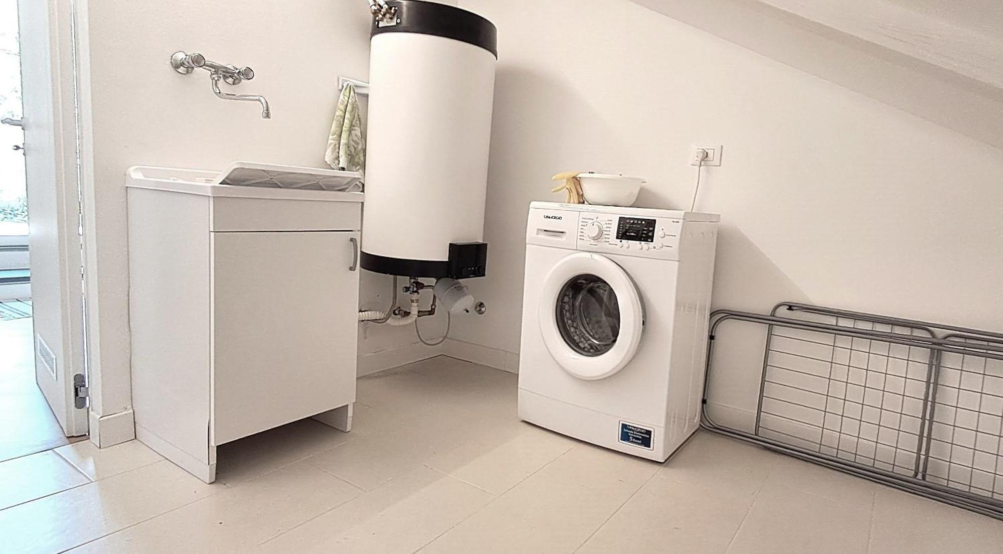 Mansarda Con Terrazzo Centralissima * Milano