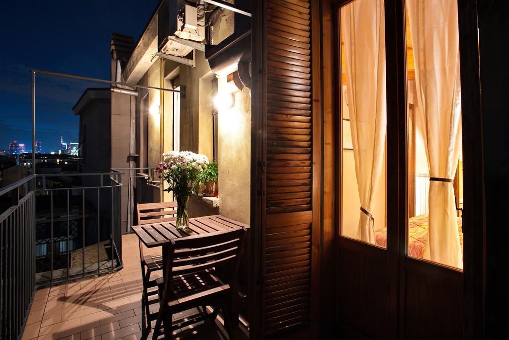 Apartment Skyline In Citta Studi A 1 Minuto Dal Metro Con Terrazzo Wi-fi E Netflix *