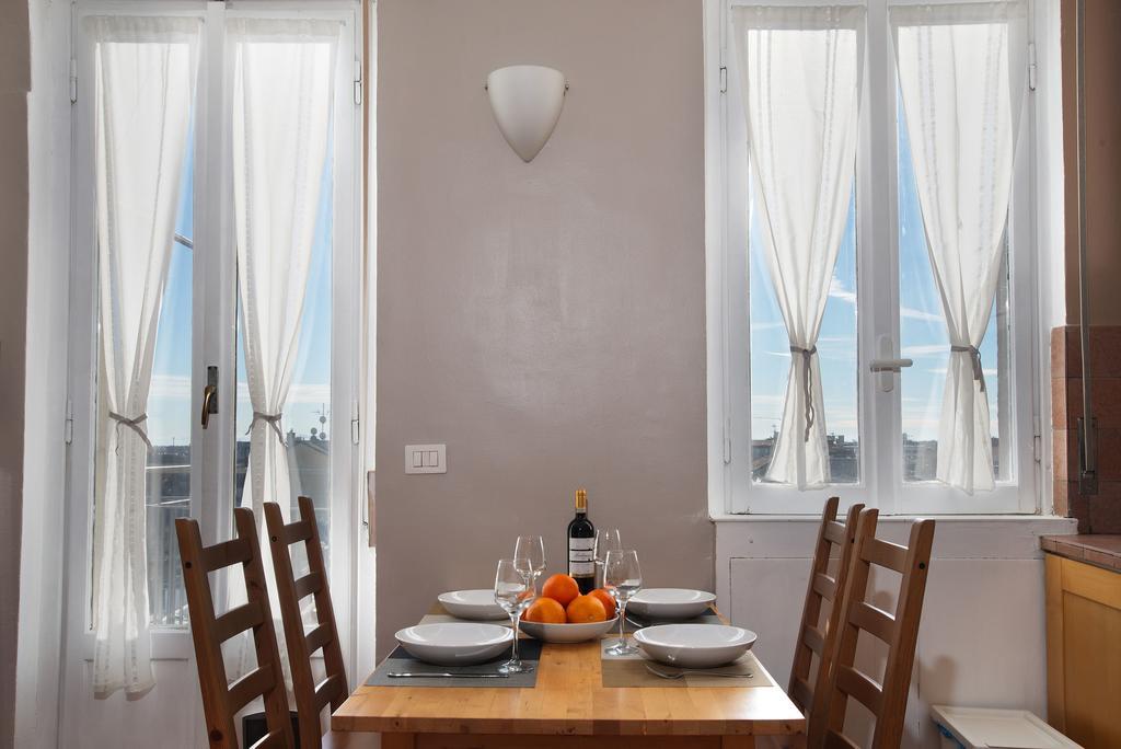 Apartment Skyline In Citta Studi A 1 Minuto Dal Metro Con Terrazzo Wi-fi E Netflix *
