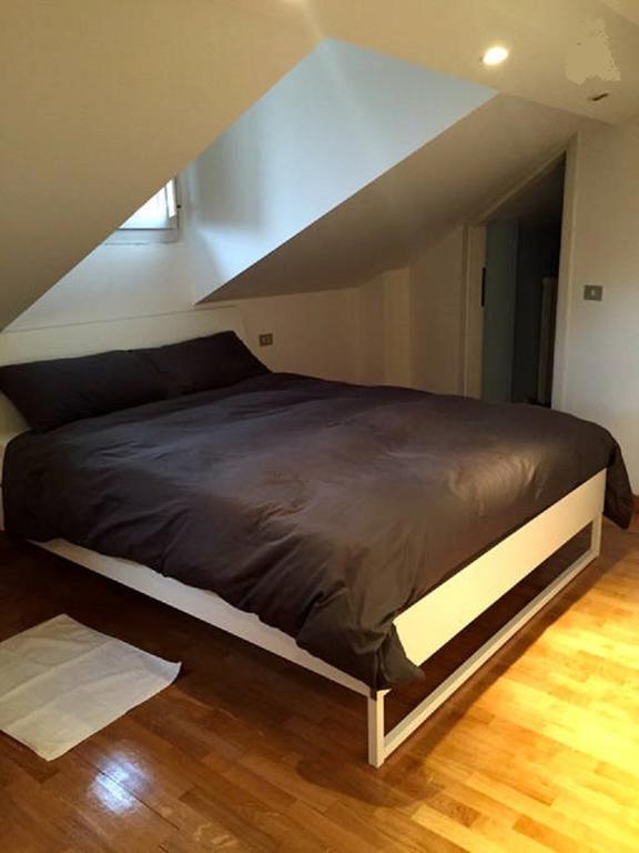 V12 Design Apartment *