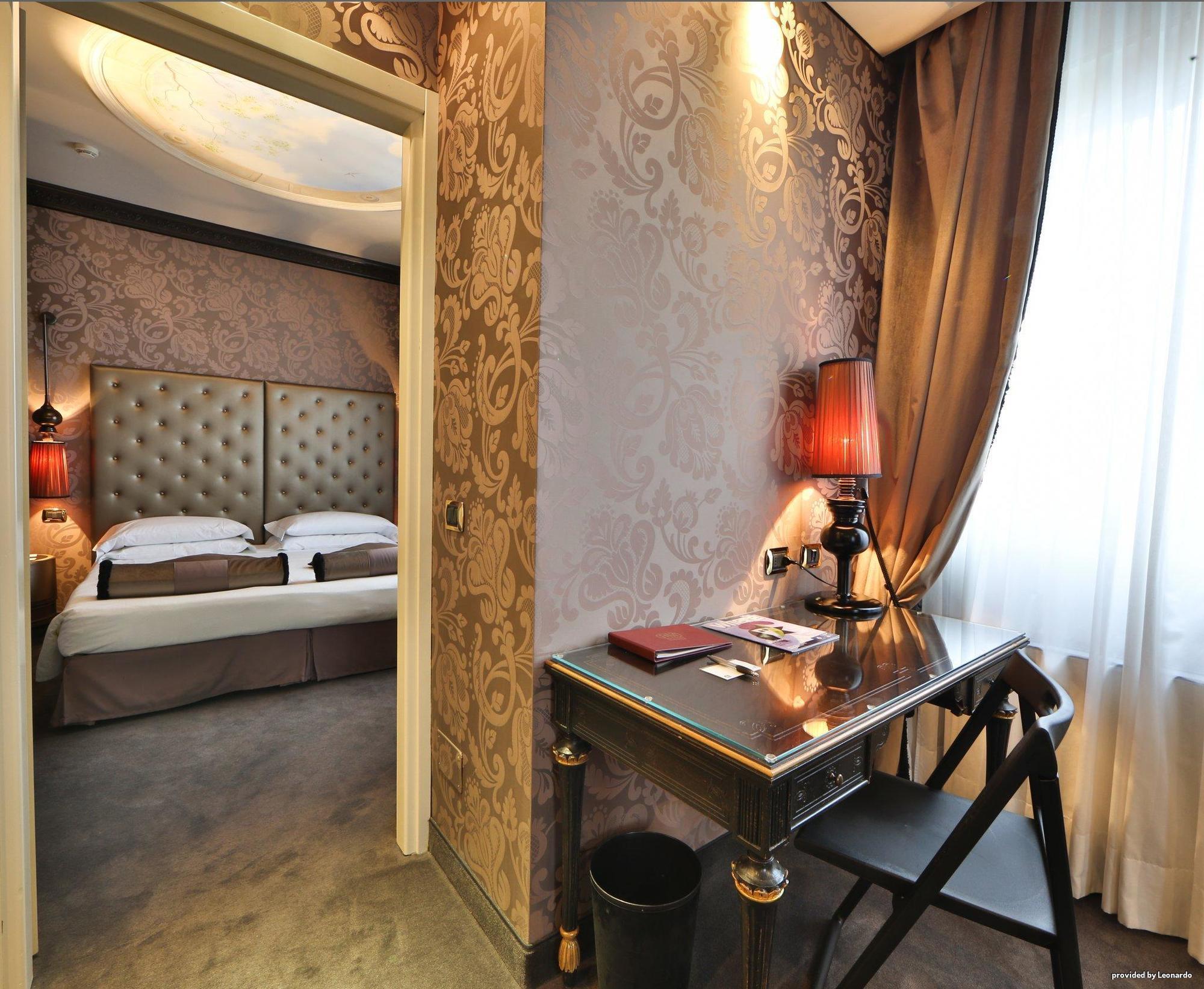 Mozart Hotel 4*