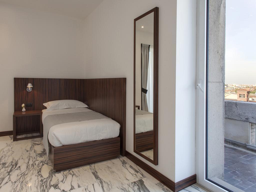 Gasthof My Bed Montenapoleone 2*