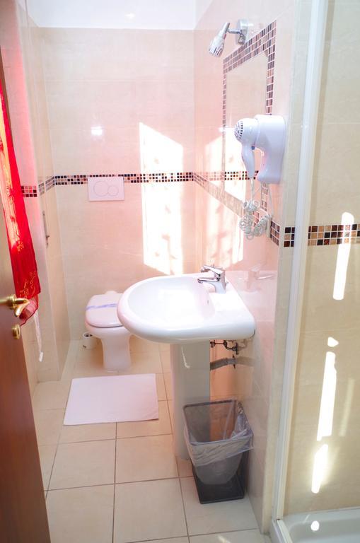 Centrale Hotel *