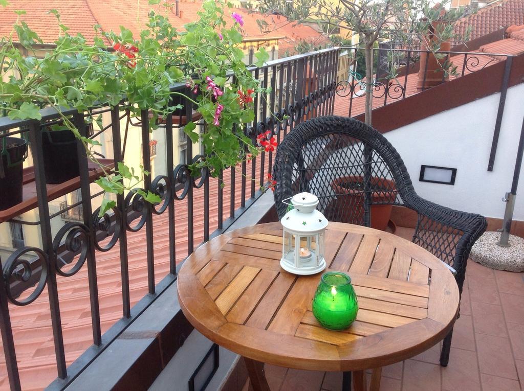 Apartment Pied A Terre With Terrazza In Center Milan