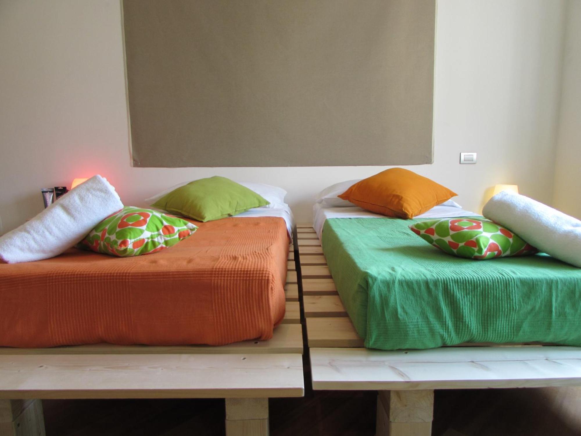 Bed & Breakfast Innperfect Station 3*