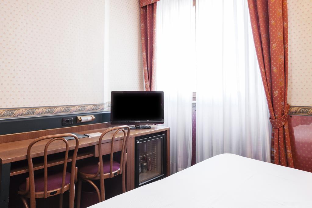 Hotel Des Etrangers Milan