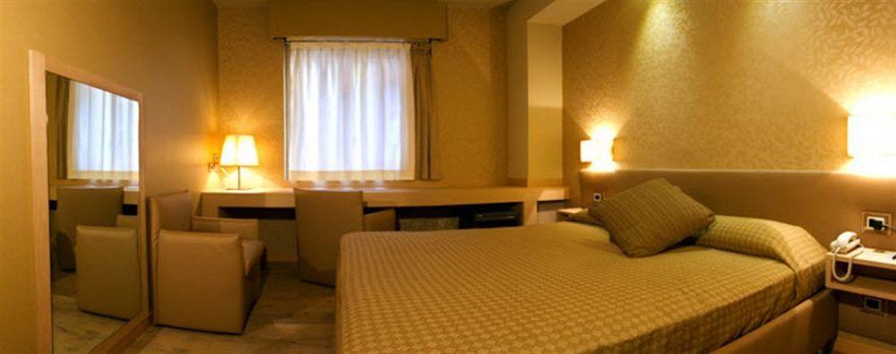 Mentana, By R Collection 4* Milan