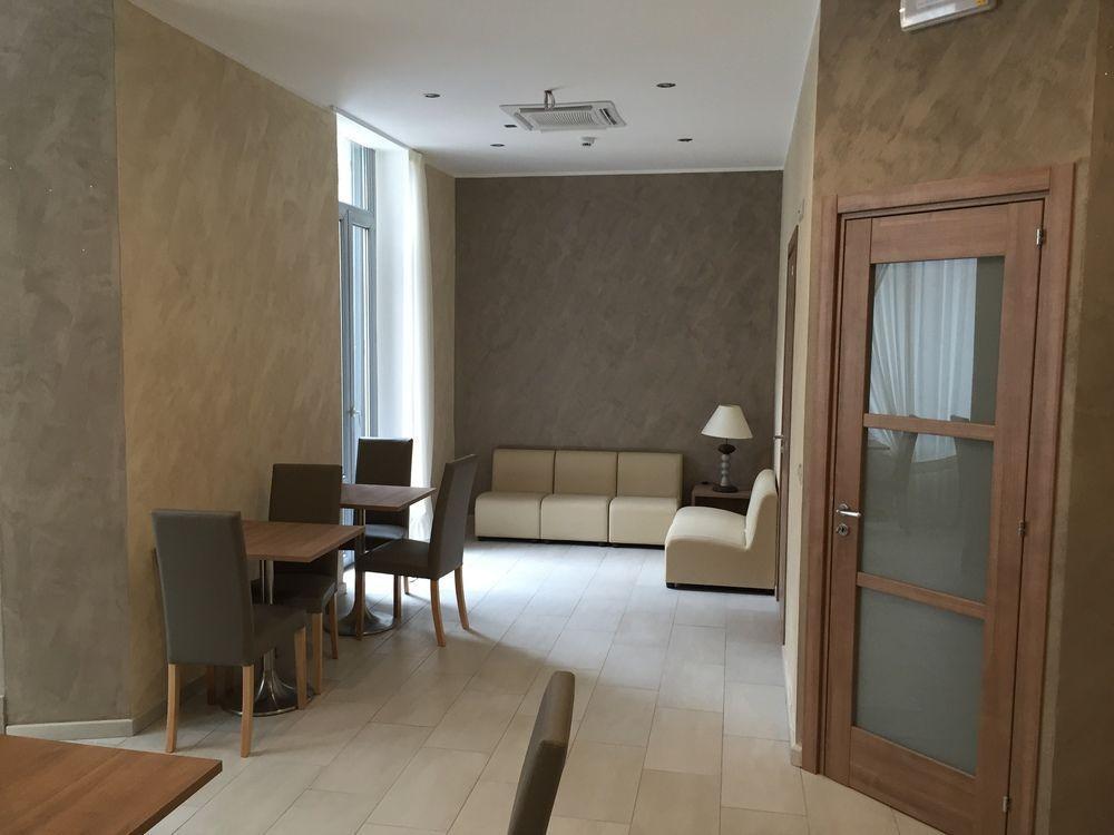 Montecarlo 3* Milano