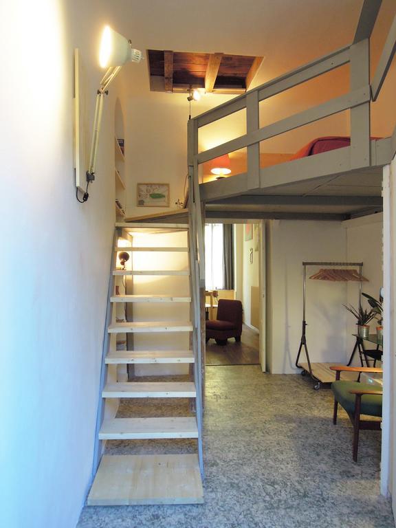 V12 Design Apartment