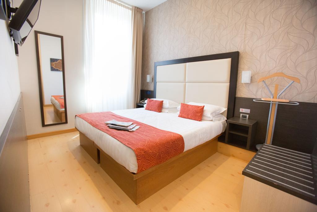 Piacenza Hotel Milano