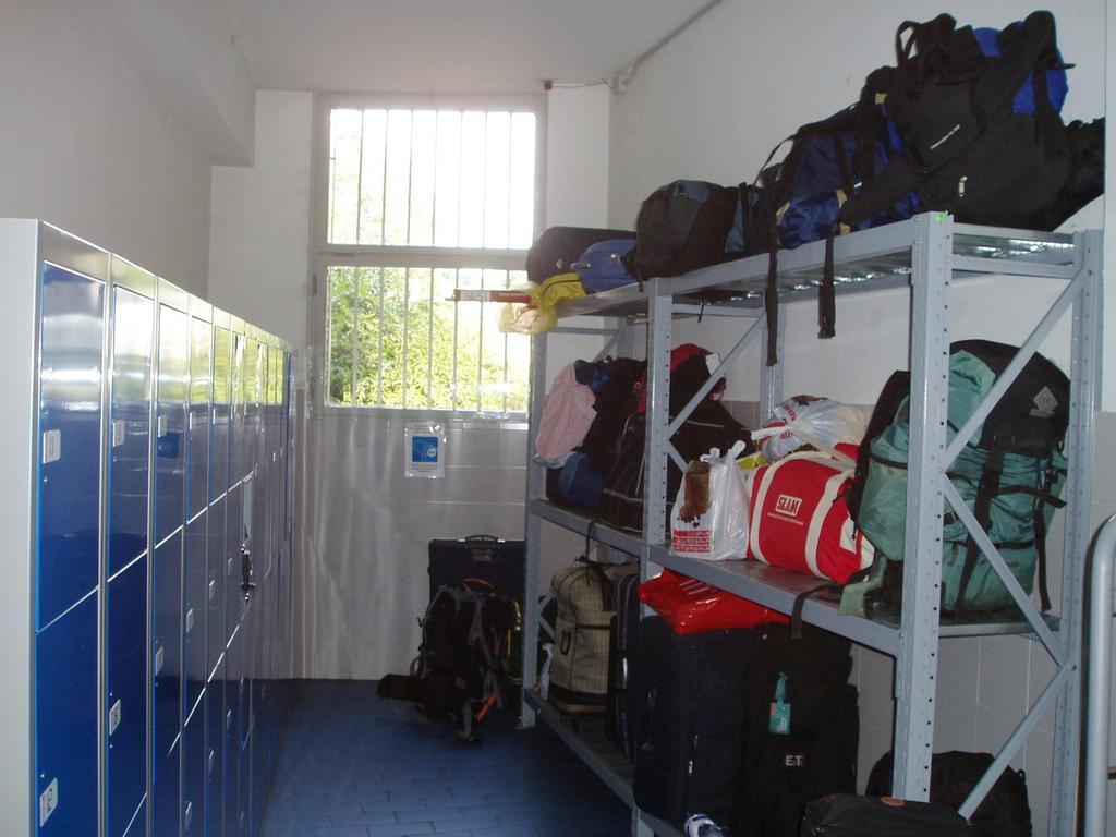 Hostel Aig Piero Rotta Milan
