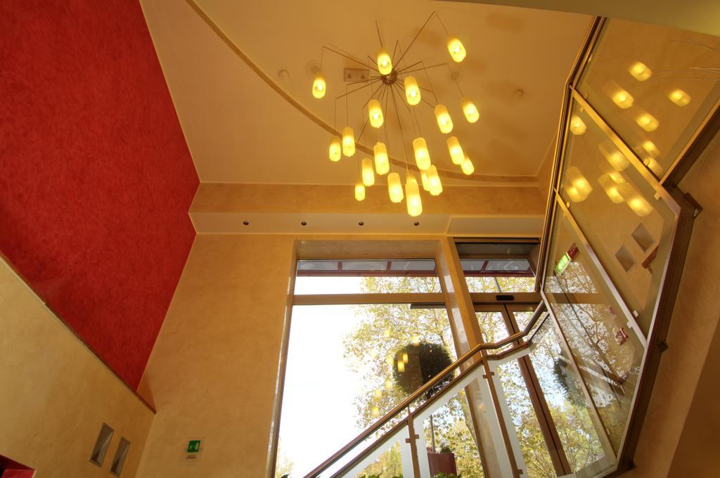 Susa Hotell 3*