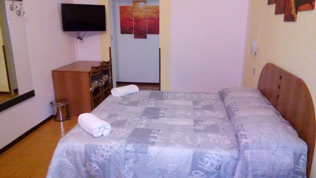 Hotel Tirreno *