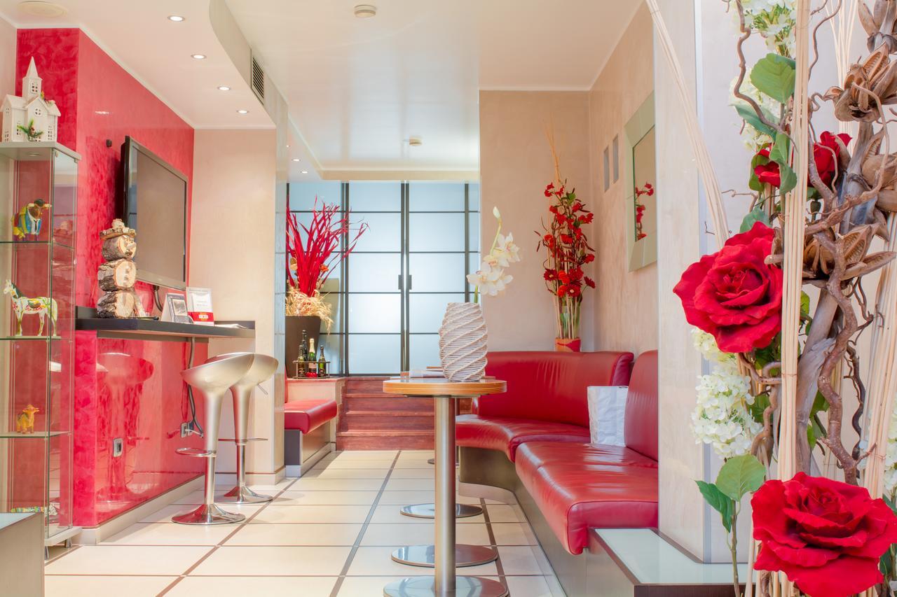 Susa Hotell