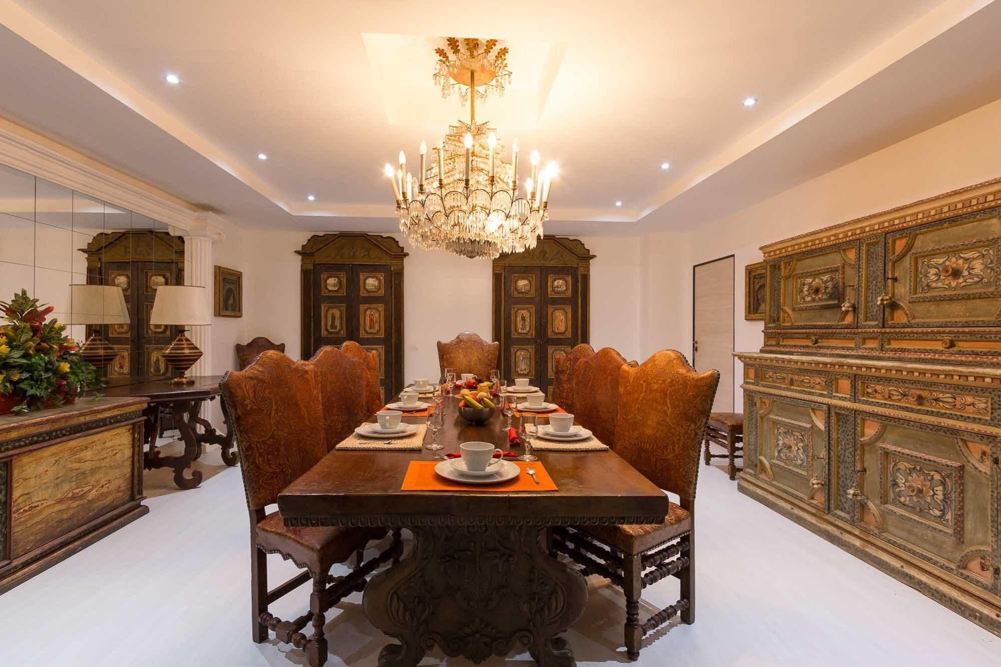 La Del Pino Bed & Breakfast